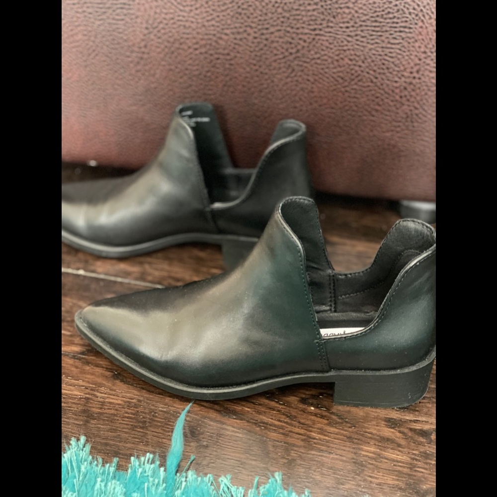 Booties - Picture 3 of 5